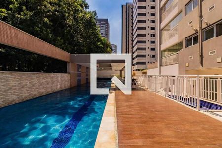 Apartamento à venda com 72m², 2 quartos e 1 vaga Apartamento à venda com 72m², 2 quartos e 1 vagaÁrea comum - Piscina
