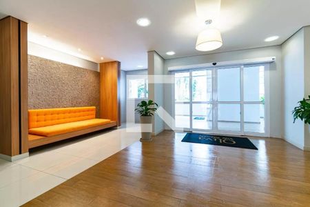 Apartamento à venda com 72m², 2 quartos e 1 vaga Apartamento à venda com 72m², 2 quartos e 1 vagaHall social