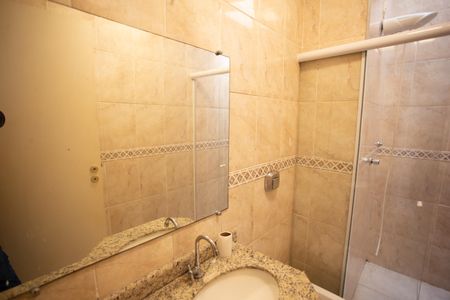 Casa de condomínio à venda com 100m², 3 quartos e 2 vagasBanheiro do Quarto 3