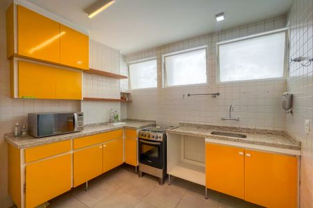 Apartamento à venda com 85m², 2 quartos e 1 vagaCozinha