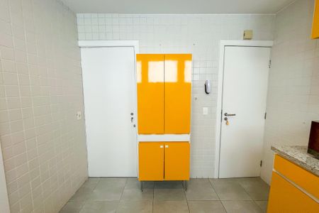 Apartamento à venda com 85m², 2 quartos e 1 vagaCozinha