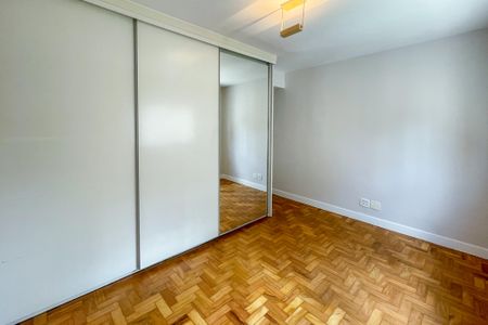 Apartamento à venda com 85m², 2 quartos e 1 vagaQuarto 2