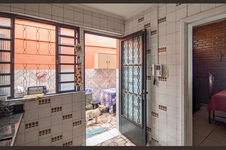 Casa à venda com 300m², 5 quartos e 4 vagas Casa à venda com 300m², 5 quartos e 4 vagasCozinha