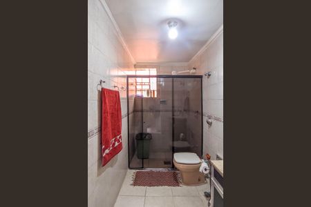 Casa à venda com 300m², 5 quartos e 4 vagas Casa à venda com 300m², 5 quartos e 4 vagasBanheiro 3