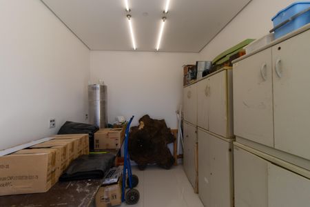 Casa de condomínio para alugar com 300m², 2 quartos e 4 vagasÁrea de Serviço