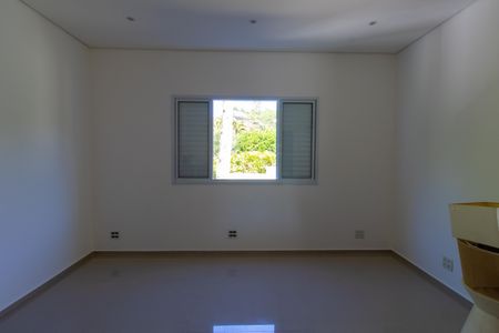 Casa de condomínio para alugar com 300m², 2 quartos e 4 vagasSuíte 2