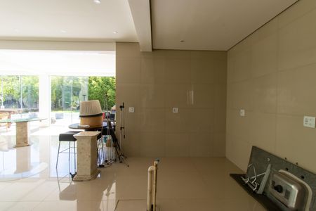 Casa de condomínio para alugar com 300m², 2 quartos e 4 vagasCozinha