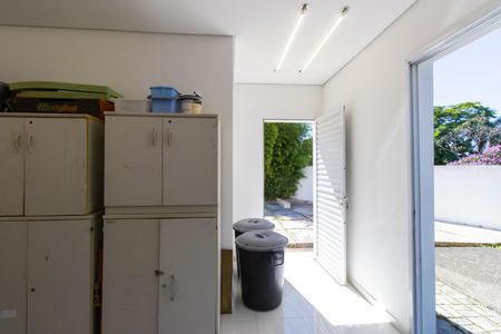 Casa de condomínio para alugar com 300m², 2 quartos e 4 vagasÁrea de Serviço