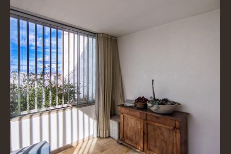 Apartamento à venda com 180m², 4 quartos e 2 vagasCobertura