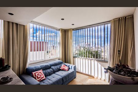 Apartamento à venda com 180m², 4 quartos e 2 vagasCobertura