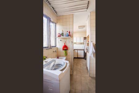 Apartamento à venda com 180m², 4 quartos e 2 vagasÁrea de Serviço