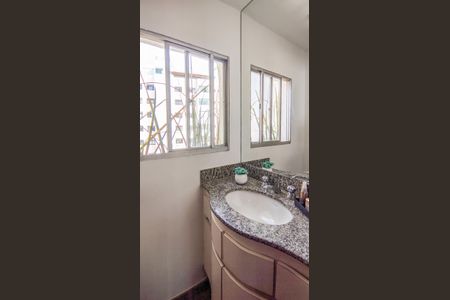 Apartamento à venda com 180m², 4 quartos e 2 vagasBanheiro 2