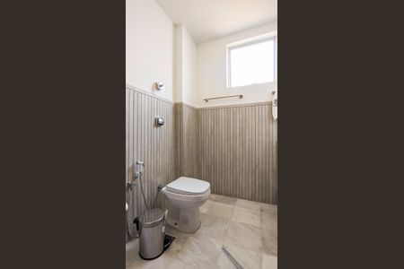 Apartamento à venda com 180m², 4 quartos e 2 vagasBanheiro da Suíte