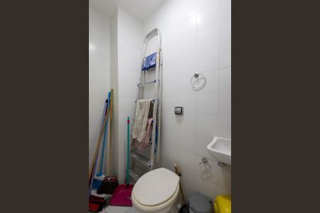 Apartamento à venda com 100m², 3 quartos e 1 vagaBanheiro de Serviço