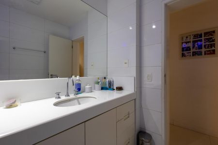 Apartamento à venda com 100m², 3 quartos e 1 vagaBanheiro Social