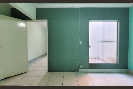 Casa à venda com 220m², 2 quartos e 6 vagasQuarto 2