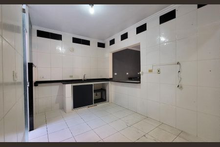 Casa à venda com 220m², 2 quartos e 6 vagasCozinha