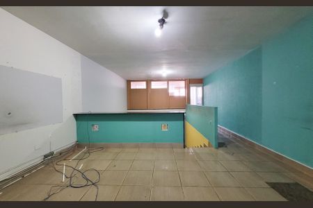 Casa à venda com 220m², 2 quartos e 6 vagasSubsolo