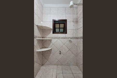 Casa à venda com 220m², 2 quartos e 6 vagasBanheiro