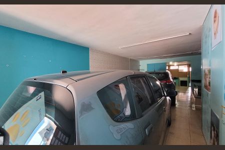 Casa à venda com 220m², 2 quartos e 6 vagasGaragem