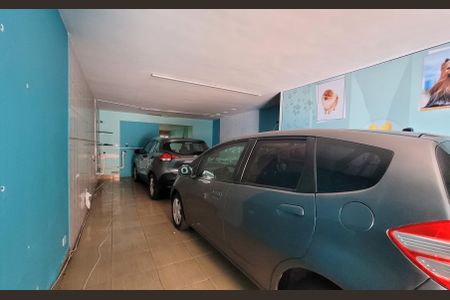 Casa à venda com 220m², 2 quartos e 6 vagasGaragem