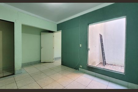 Casa à venda com 220m², 2 quartos e 6 vagasQuarto 2