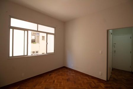 Apartamento para alugar com 47m², 1 quarto e sem vagaSala