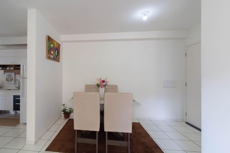 Apartamento à venda com 53m², 2 quartos e 1 vaga Apartamento à venda com 53m², 2 quartos e 1 vagaSala