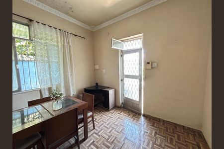 Casa para alugar com 200m², 5 quartos e 1 vagaSala