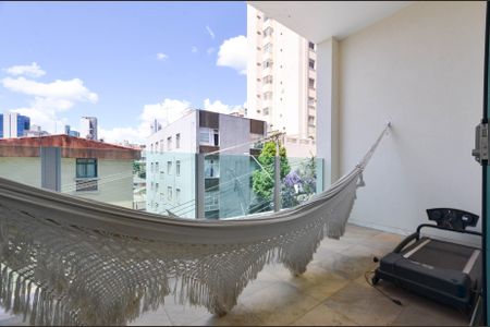 Casa à venda com 330m², 4 quartos e 3 vagas Casa à venda com 330m², 4 quartos e 3 vagasVaranda suite Master