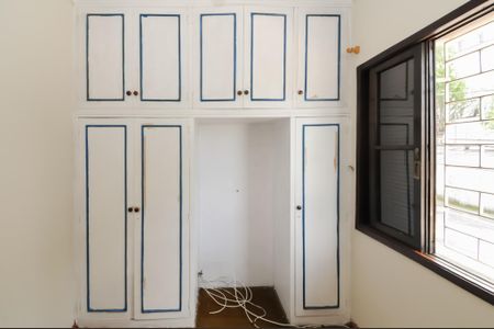 Casa à venda com 97m², 3 quartos e 2 vagasQuarto 2