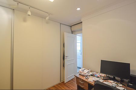 Apartamento à venda com 106m², 3 quartos e 2 vagasQuarto 2