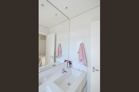 Apartamento à venda com 106m², 3 quartos e 2 vagasBanheiro da Suíte