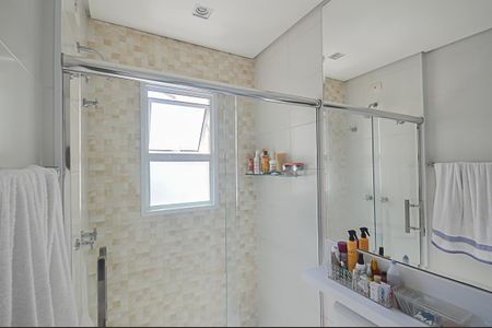 Apartamento à venda com 106m², 3 quartos e 2 vagasBanheiro da Suíte