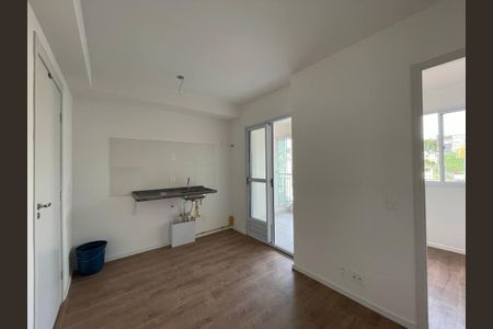 Apartamento para alugar com 31m², 2 quartos e sem vagaSala e Cozinha 
