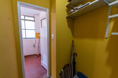 Apartamento à venda com 70m², 2 quartos e sem vagaDispensa