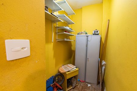 Apartamento à venda com 70m², 2 quartos e sem vagaDispensa