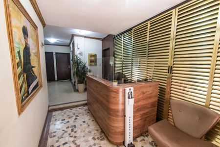 Apartamento à venda com 70m², 2 quartos e sem vagaHall de Entrada