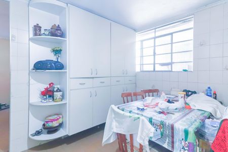 Casa à venda com 300m², 5 quartos e 3 vagasCasa 2 - Cozinha