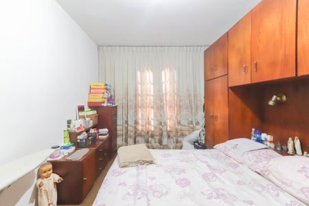 Casa à venda com 300m², 5 quartos e 3 vagasCasa 1 - Quarto 1