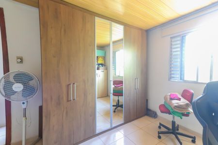 Casa à venda com 300m², 5 quartos e 3 vagasCasa 1 - Quarto 2