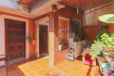 Casa à venda com 300m², 5 quartos e 3 vagasCasa 1 - Quintal