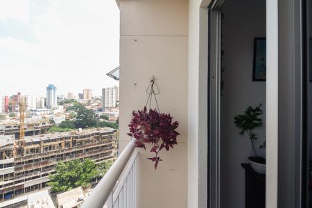 Apartamento à venda com 51m², 2 quartos e 1 vaga Apartamento à venda com 51m², 2 quartos e 1 vagaVaranda