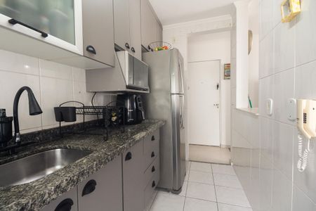 Apartamento à venda com 51m², 2 quartos e 1 vaga Apartamento à venda com 51m², 2 quartos e 1 vagaCozinha