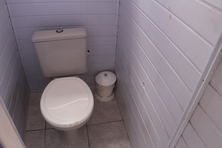 Casa à venda com 250m², 5 quartos e 2 vagasBanheiro 2