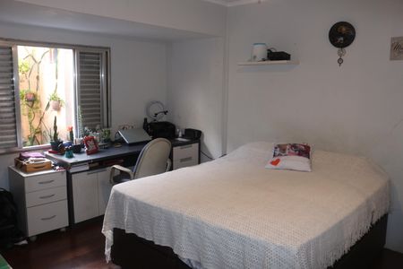 Casa à venda com 250m², 5 quartos e 2 vagasQuarto 2