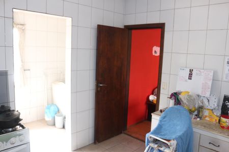 Casa à venda com 250m², 5 quartos e 2 vagasCozinha