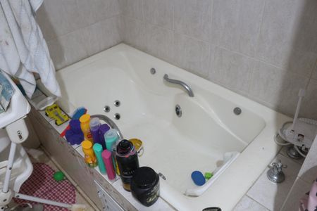 Casa à venda com 250m², 5 quartos e 2 vagasBanheiro da Suíte 1