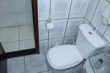 Casa à venda com 250m², 5 quartos e 2 vagasBanheiro 1