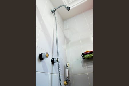 Apartamento à venda com 220m², 4 quartos e 3 vagas Apartamento à venda com 220m², 4 quartos e 3 vagasBanheiro do Quarto 2